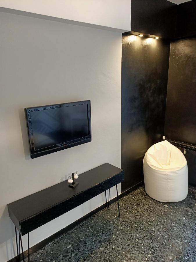 Casa Di Noemi - Seafront With Parking Apartment Savona Bagian luar foto